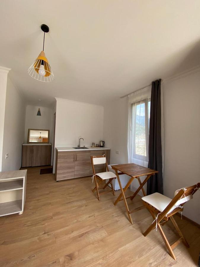 Cottage Qel Местия Экстерьер фото