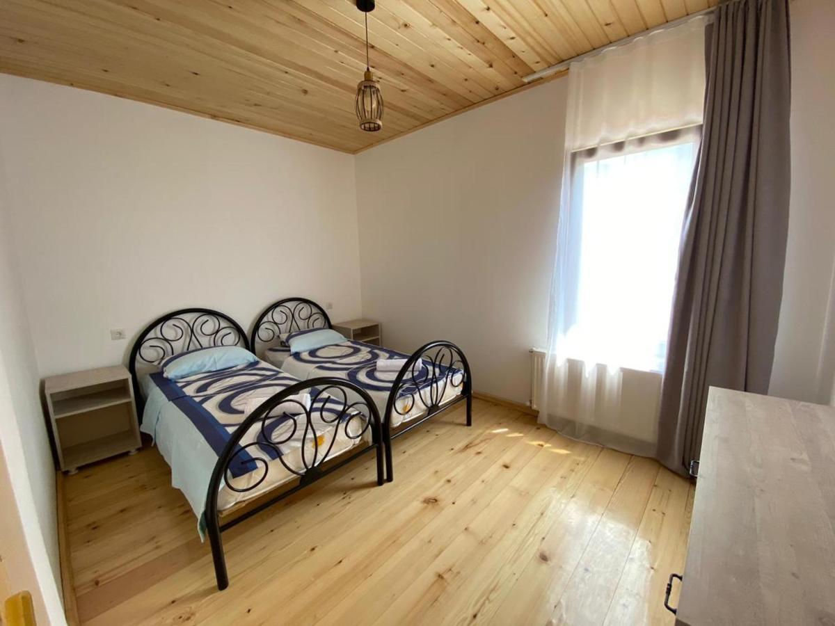 Cottage Qel Местия Экстерьер фото