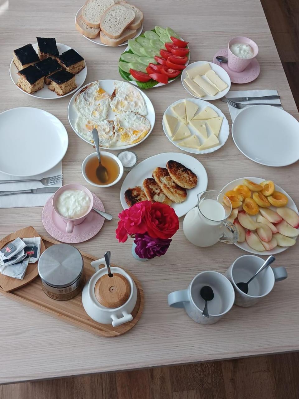Cottage Qel Местия Экстерьер фото
