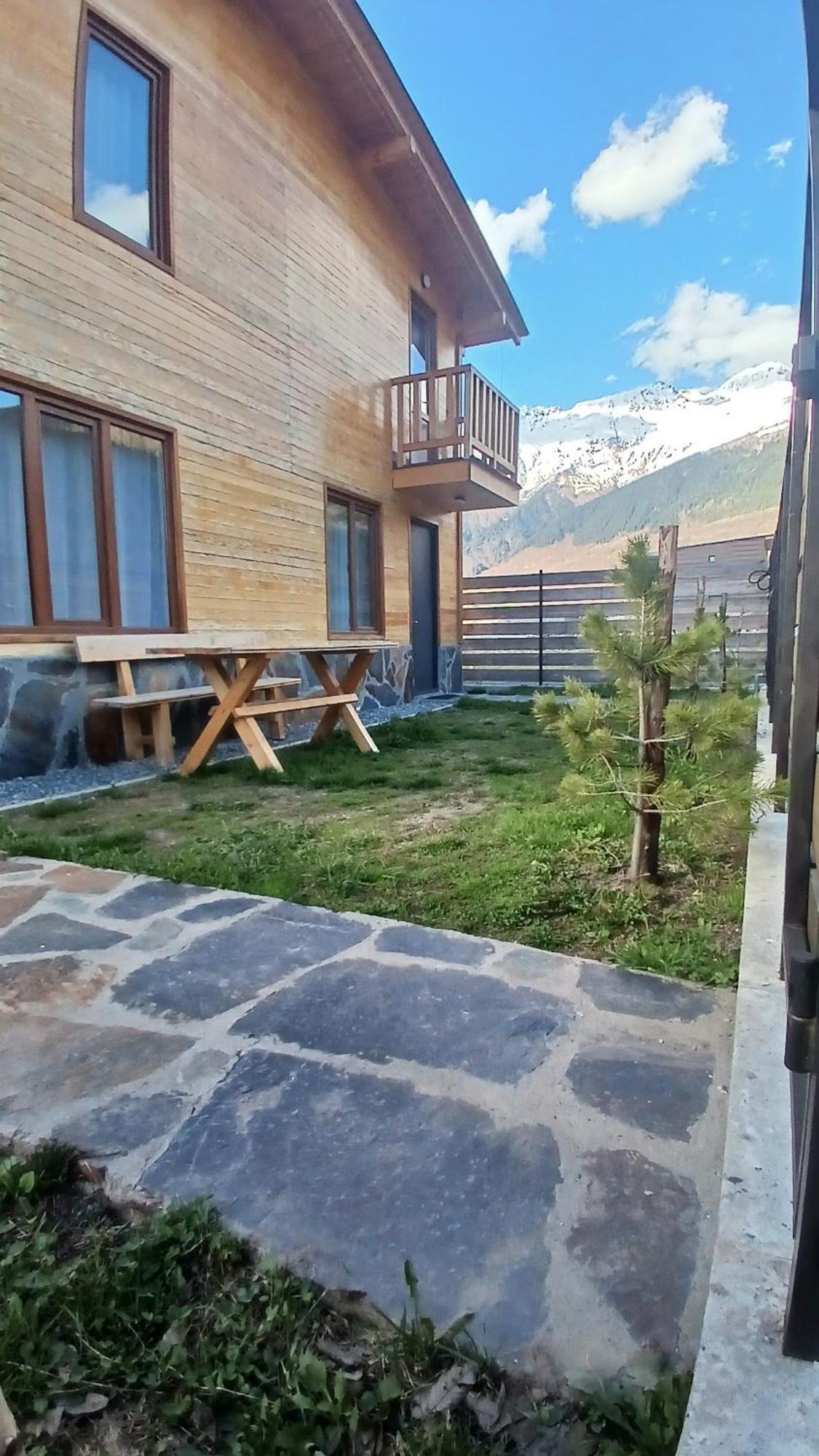 Cottage Qel Местия Экстерьер фото